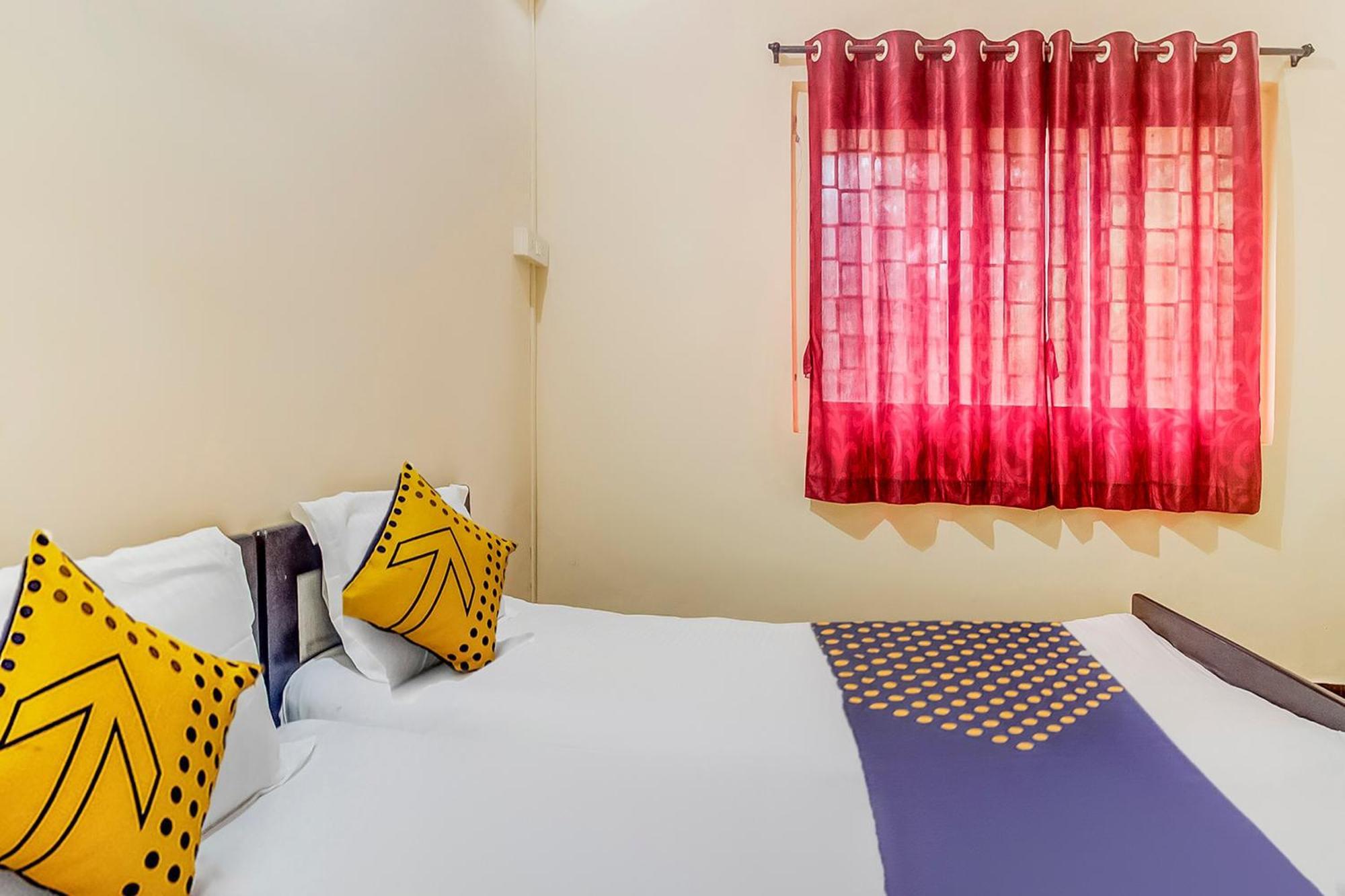Hotel O New Ushakal Lodging & Boarding Nirmal  Екстериор снимка