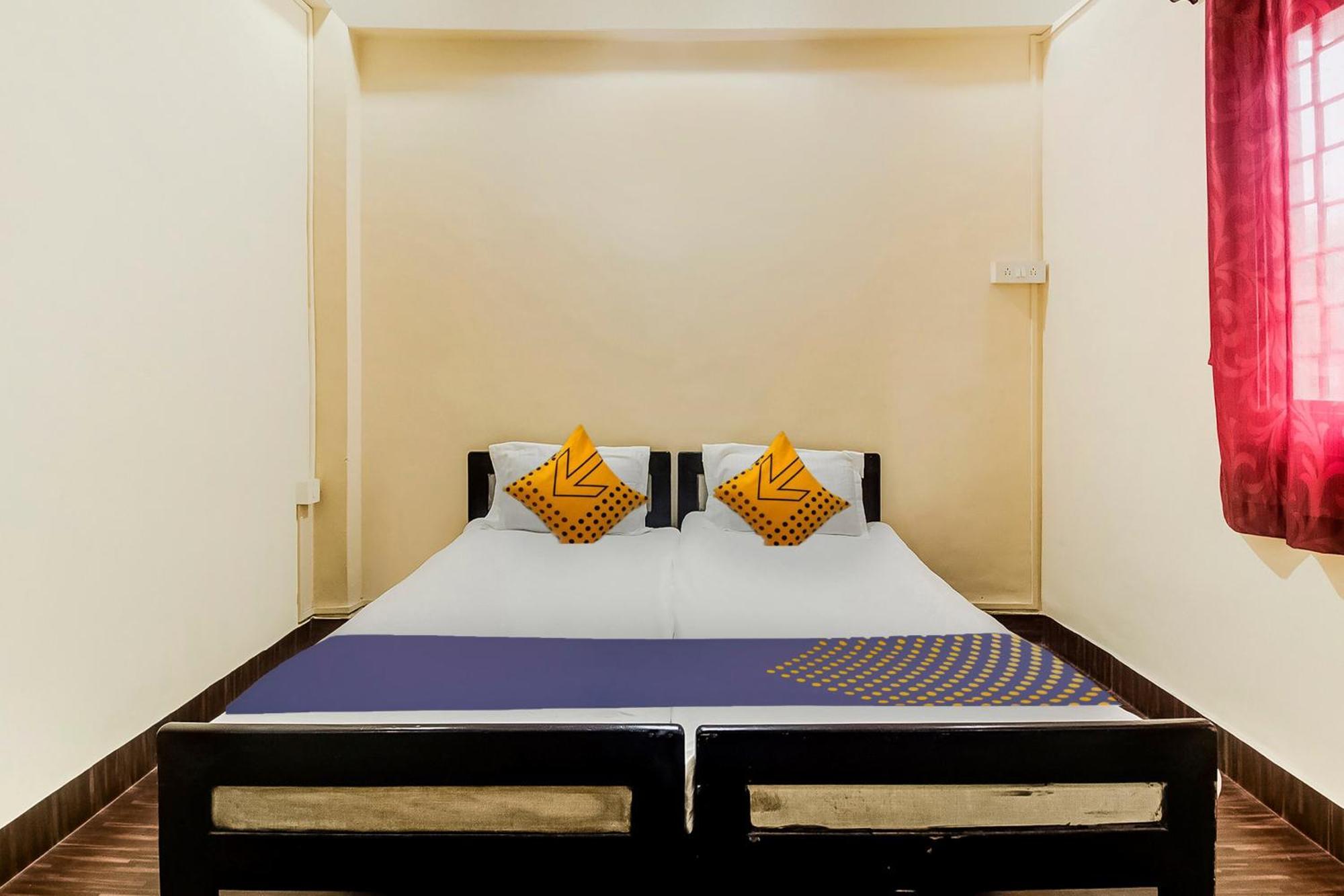 Hotel O New Ushakal Lodging & Boarding Nirmal  Екстериор снимка