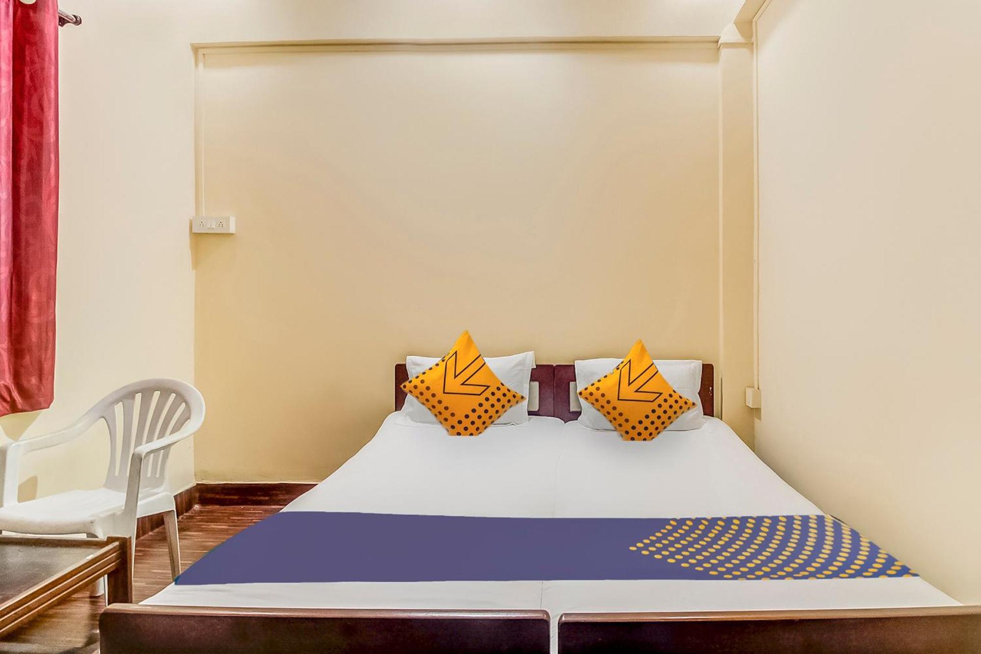 Hotel O New Ushakal Lodging & Boarding Nirmal  Екстериор снимка